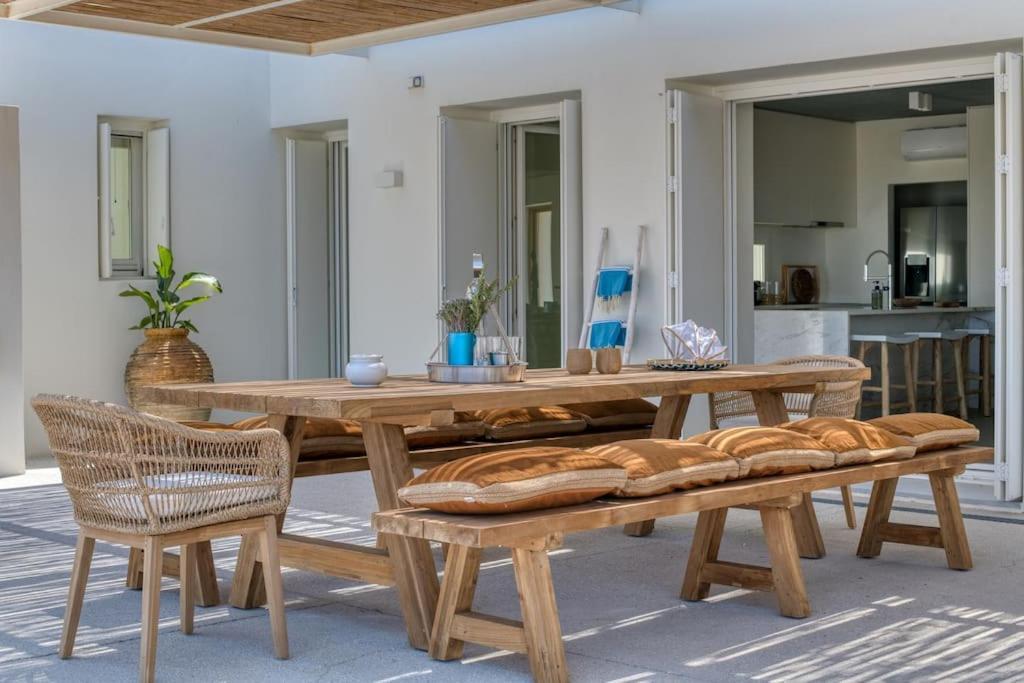 Villa Lampsi - Spacious & Modern Isterni  المظهر الخارجي الصورة