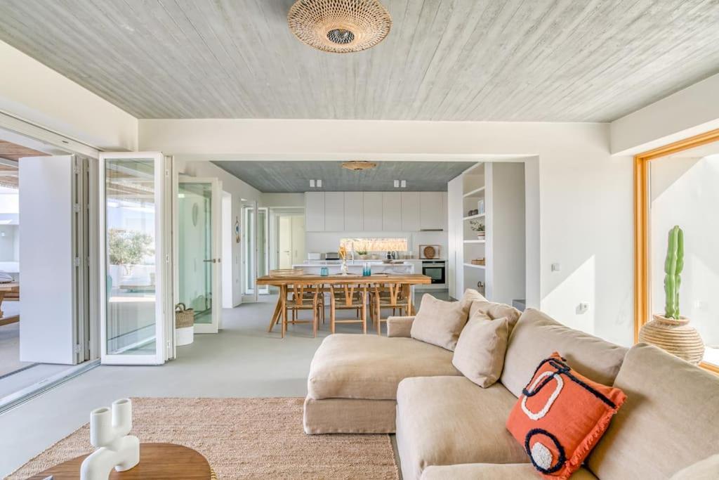 Villa Lampsi - Spacious & Modern Isterni  المظهر الخارجي الصورة