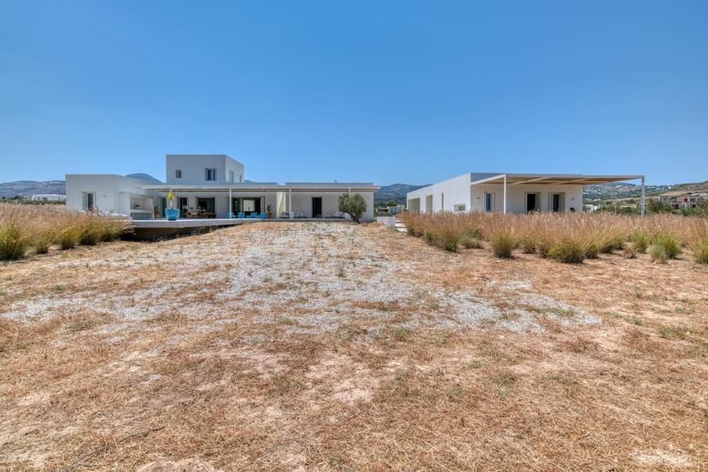 Villa Lampsi - Spacious & Modern Isterni  المظهر الخارجي الصورة