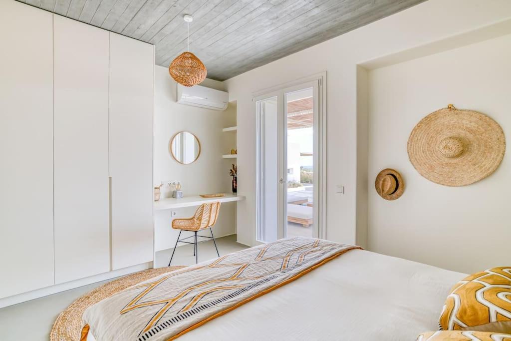 Villa Lampsi - Spacious & Modern Isterni  المظهر الخارجي الصورة