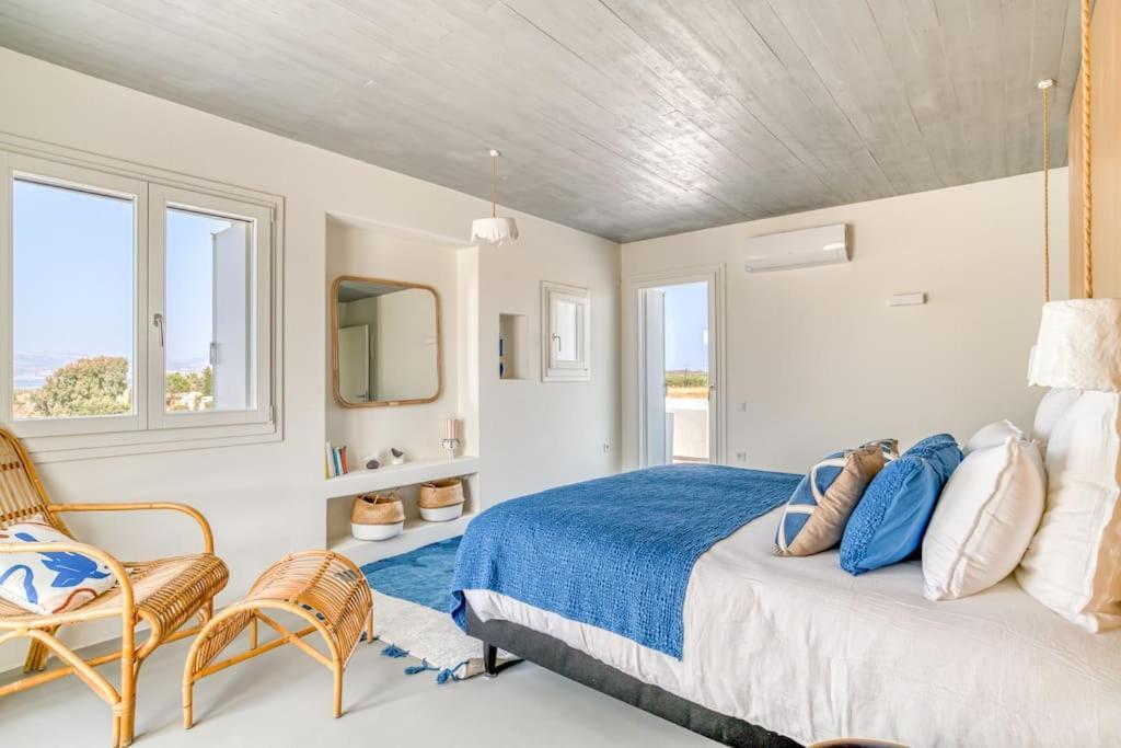 Villa Lampsi - Spacious & Modern Isterni  المظهر الخارجي الصورة